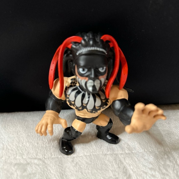 WWE Finn Balor 4” & 2.5” Die Cast Metal Action Figures - Picture 3 of 7